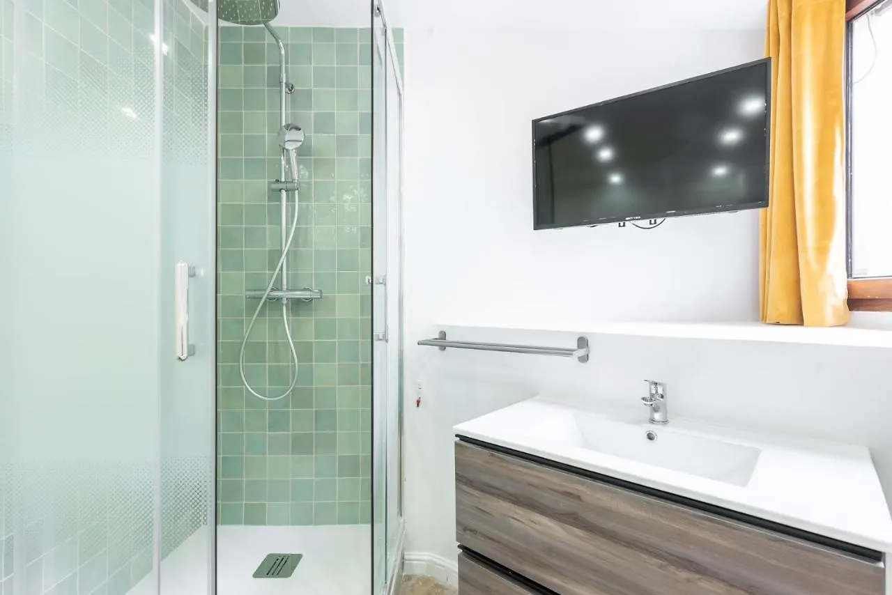 Nets Inn Apartments - Buttes Chaumont C Paris 0*,